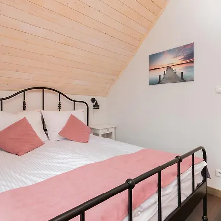 Apartamento Piekny Koralowy W Lubkowie By Renters Prestige